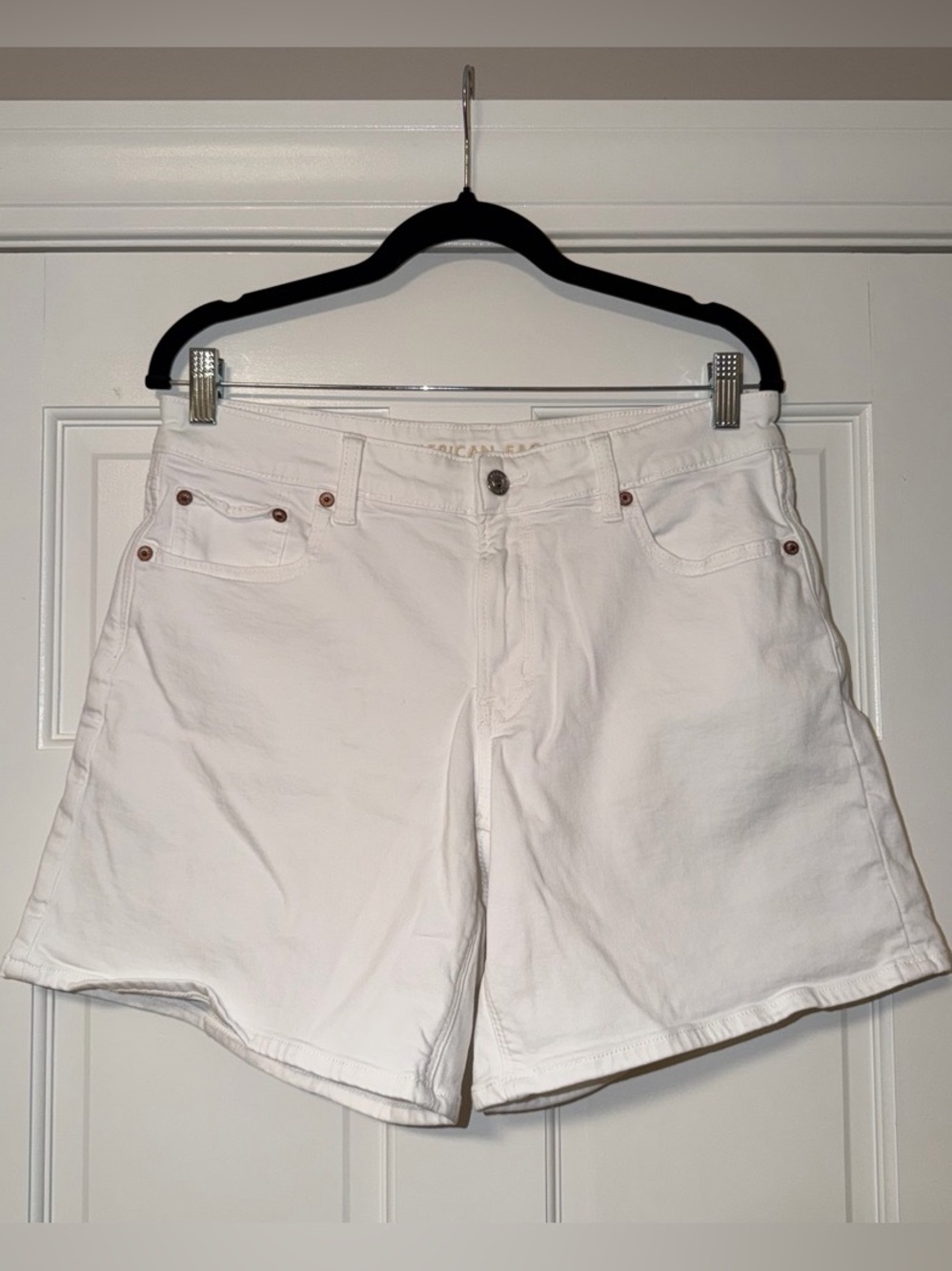 American eagle low rise baggy short
